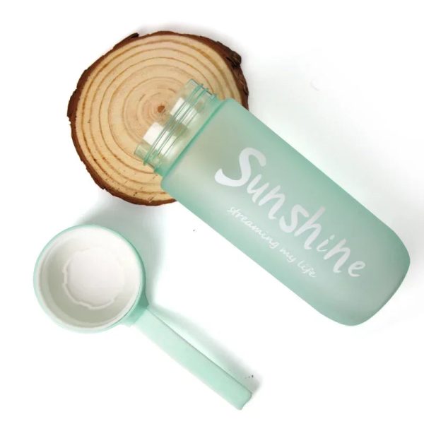 gourde en plastique colorée