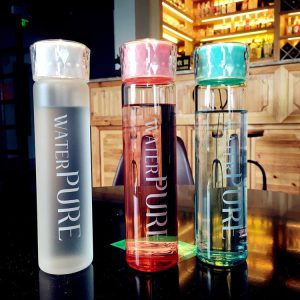 Bouteille en verre élégante