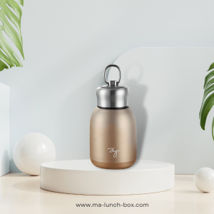 tasse thermos café élégante