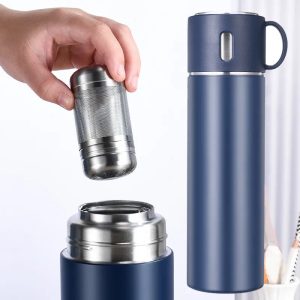 Bouteille avec infuseur intégré